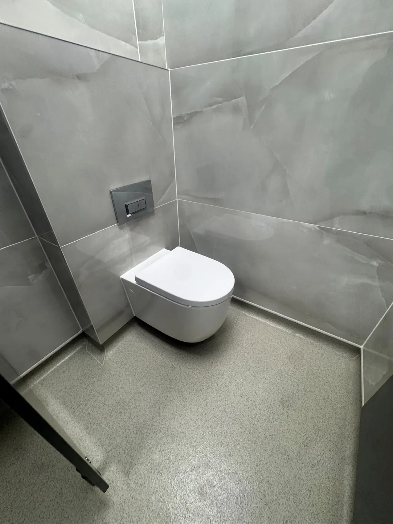 Commercial washroom installation by DPB Plumbing & Bathrooms - completed project 3