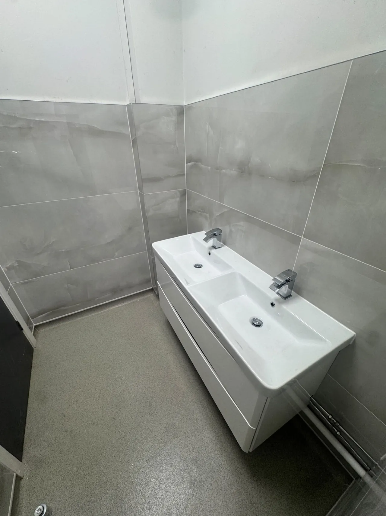 Commercial washroom installation by DPB Plumbing & Bathrooms - completed project 6